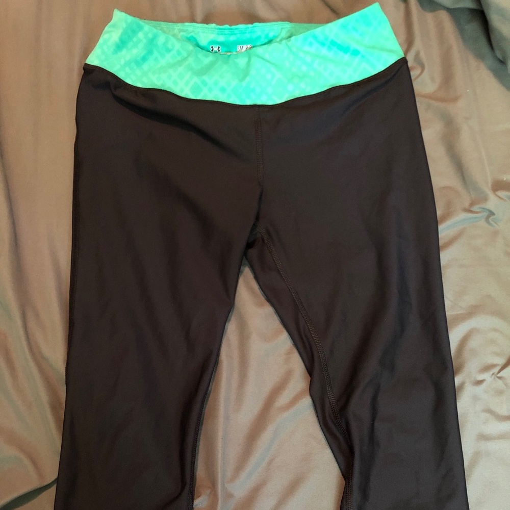 Under Armour Capri workout pants
